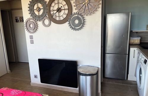 Canet-Plage Apartamento | Appartement Terrasse vue Canigou Sans vis à vis Tout Confort Direct mer