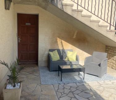 Caumont-sur-Durance Apartamento | Appartement