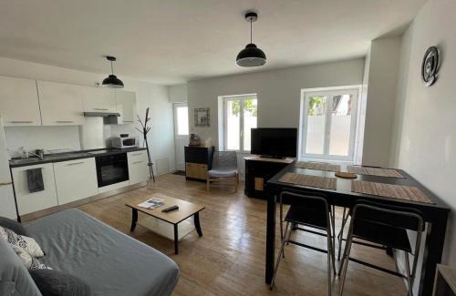 Cosne-Cours-sur-Loire Apartamento | Appartement en centre ville