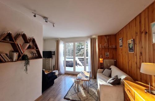 Font-Romeu-Odeillo-Via Apartamento | Appartement cosy 1 chambre, rénové avec terrasse exposée Sud