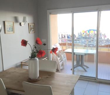 Mediterranee Apartamento | Appartement Front de Mer