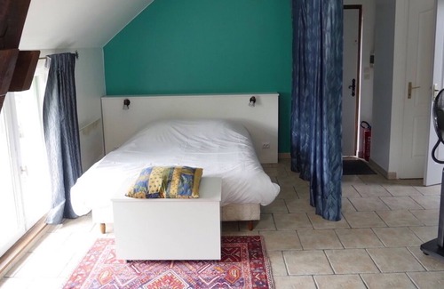 Germigny-des-Pres Apartamento | AppartHotel Cerviña-Apartamento-Habitación con desagüe