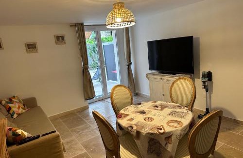 Mirabel-aux-Baronnies Apartamento | Appartement provençal