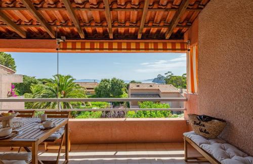 Rayol-Canadel-sur-Mer Apartamento | Appartement Rayol-Évasion vue mer - Welkeys