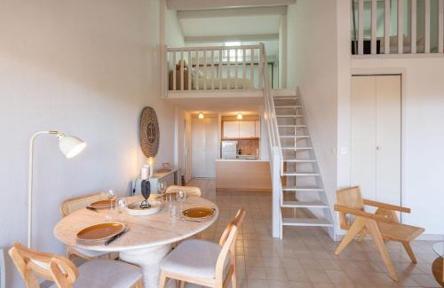 Rayol-Canadel-sur-Mer Apartamento | Appartement Rayol-Évasion vue mer - Welkeys
