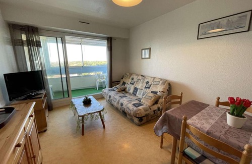 Saint-Hilaire-de-Riez Apartamento | Appartement cosy proche plage avec balcon et vue mer - FR-1-224C-48