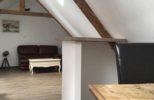 Saint-Yrieix-la-Perche Apartamento | Appartement L'Arédien
