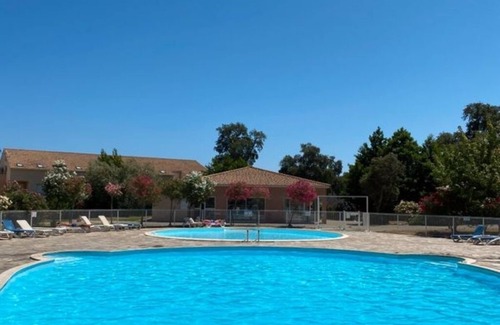 Santa-Maria-Poggio Apartamento | Appartement Costa Verde, vue mer Avec Piscine et Plage à 400 m
