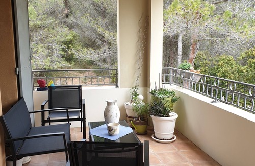 Saumane-de-Vaucluse Apartamento | Appartement Calme Dans la Résidence Sécurisée du Golf