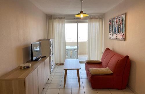Vieux-Boucau-les-Bains Apartamento | Appartement T2 cosy avec terrasse et parking à Vieux-Boucau - FR-1-379-65