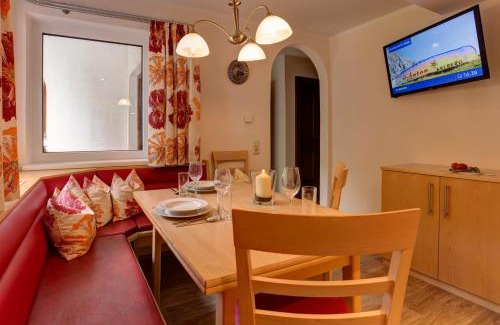 Pettneu am Arlberg Apartamento | Appartement Habicher