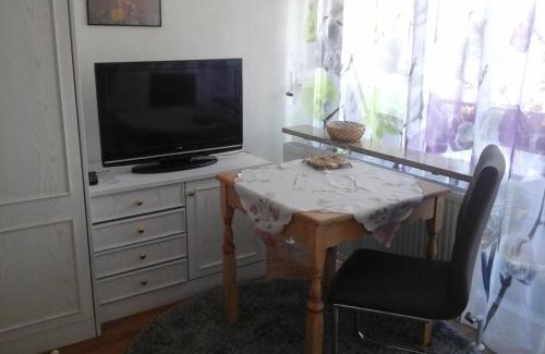 Safferstetten Apartamento | Appartement Haus Hamburg