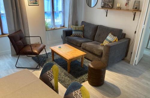 Granville Apartamento | Appartement Haute Ville meublé avec cour privative