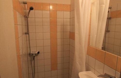 Toul Apartamento | Appartement historique avec 4 chambres, parking, à proximité des attractions à Toul - FR-1-584-114