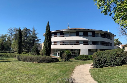 Castera-Verduzan Apartamento | Appartement hotel
