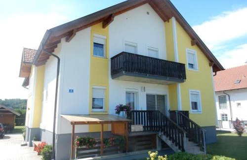 Lutzmannsburg Apartamento | Appartement Huber