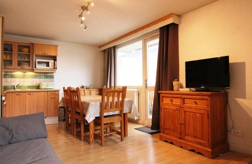 Jeux Apartamento | Appartement Huez, 2 pièces, 6 personnes - FR-1-405-128