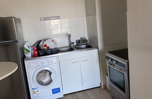 Castelnau-le-Lez Apartamento | Appartement Idéalement Situé à 2min à Pied de la Ligne de Tramway 2