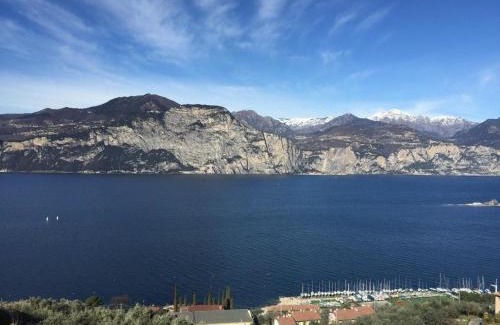 Castelletto Apartamento | Appartement In Brenzone Sul Garda Mit Grill, Garten Und Terrasse Und Seeblick