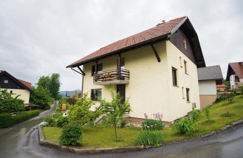 Zasip Apartamento | Appartement In Zasip Mit Möblierter Terrasse