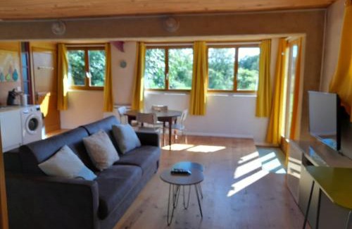 Cadalen Apartamento | Appartement individuel rez de jardin 3 a 5 personnes proche Albi