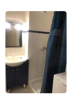 La Celle-sous-Gouzon Apartamento | Appartement jardin près de la plage