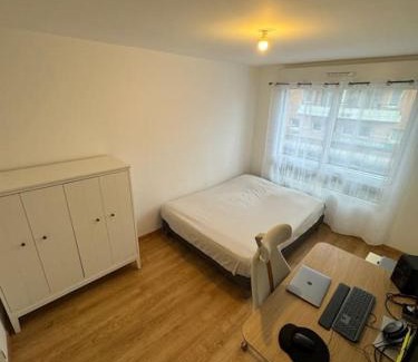 Guyancourt Apartamento | Appartement JO, proche Paris