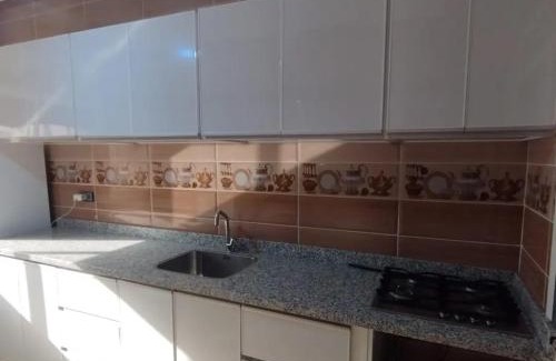 Imzouren Apartamento | appartement joliment meublé pour 6 personnes à Imzouren