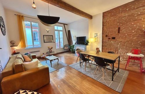 Arnaud Bernard Apartamento | Appartement " L'Ambrée " - Terrasse - Calme - WIFI - Plein Centre - Atypique