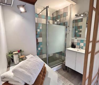 Arnaud Bernard Apartamento | Appartement " L'Ambrée " - Terrasse - Calme - WIFI - Plein Centre - Atypique