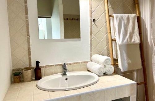 Ortale de Biguglia Apartamento | Appartement l'Arancetu vue mer avec piscine