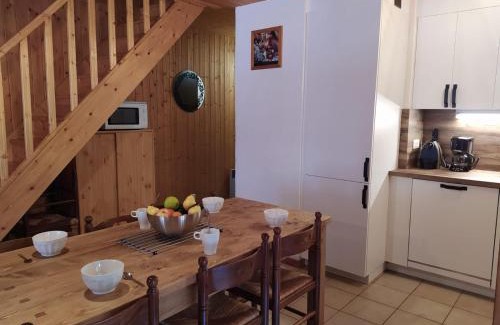 Les Carroz-d'Araches Apartamento | Appartement L'Ecureuil 8 pers -Prox pistes et centre village-