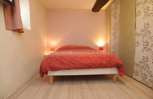 Couchey Apartamento | Appartement La Poulotte