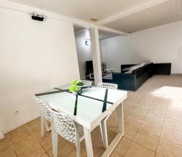 Le Lamentin Apartamento | Appartement lilas