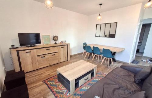 Quartier du Casino Apartamento | Appartement lumineux 2 ch, proche plage & commerces - FR-1-706-31