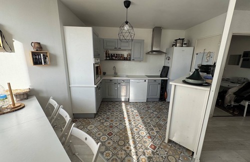 Franconville Apartamento | Appartement Lumineux 2 Chambres 6 Couchages à 10 min de la Gare RER