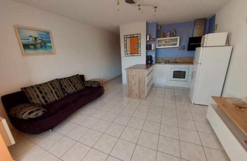 Le Grau-dʼAgde Apartamento | Appartement lumineux 2 pièces avec terrasse, à 50m de la plage, 6 couchages, 34300 Agde - FR-1-423-177