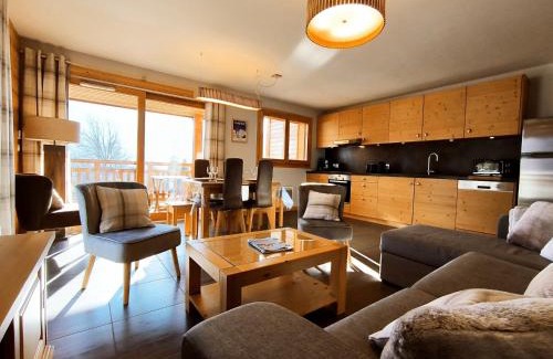 Samoens Apartamento | Appartement lumineux 2 chambres, terrasse sud, parking, WiFi - FR-1-624-128