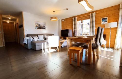Samoens Apartamento | Appartement lumineux 2 chambres, terrasse sud, parking, WiFi - FR-1-624-128