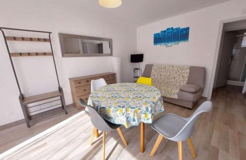 Marseillan Plage Apartamento | Appartement lumineux 4-6 pers avec terrasse, parking et cuisine équipée à Marseillan - FR-1-326-502