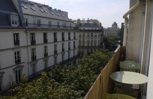 Les Halles Apartamento | Appartement lumineux avec balcon au coeur de Paris
