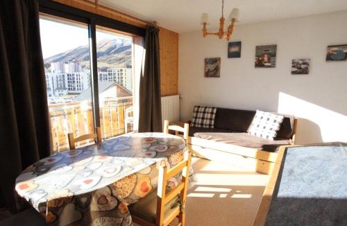 La Toussuire Apartamento | Appartement lumineux avec balcon sud, 50m des pistes, 5 pers., Wifi, parking - FR-1-417-34