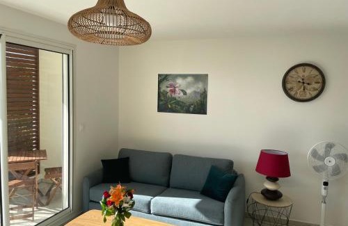 Centre-Ville Apartamento | Appartement lumineux rénové à neuf