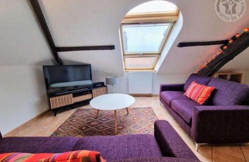 Rambouillet Apartamento | Appartement mansardé rénové à Rambouillet, 2 chambres, tout inclus, proche château et gare. - FR-1-527-47