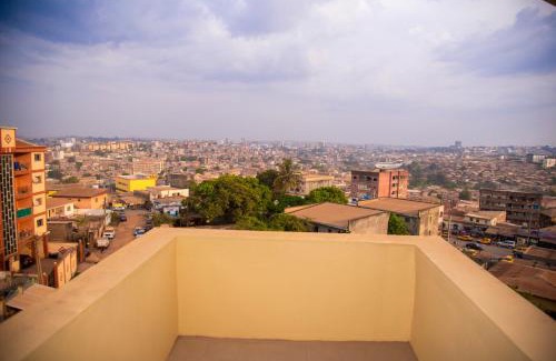 Yaounde Apartamento | Appartement meublé 2 chambres avec salle de bain - 1 salon - 1e cuisine - La Concorde - Quartier Nkomkana