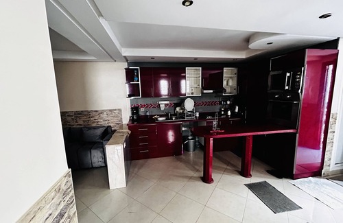 Harhoura Apartamento | Appartement Meublé Pour Famille de 4 à 6, à 5 min à Pied de la Plage de Harhoura