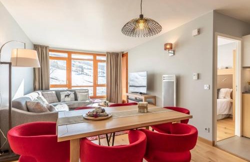Arc-1800 Apartamento | Appartement moderne 4 pièces avec piscine, spa, parking et accès direct aux pistes - FR-1-352-65