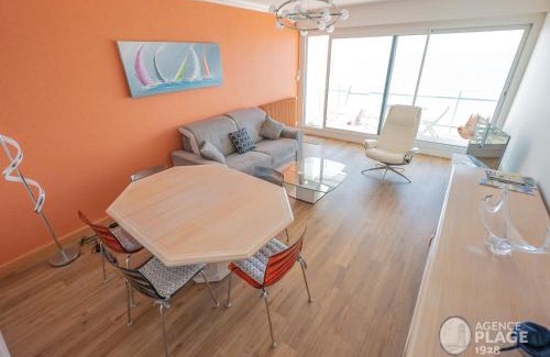 Les Sables d'Olonne Apartamento | Appartement moderne 80m² avec wifi, lave-vaisselle, balcon et vue mer - FR-1-197-539