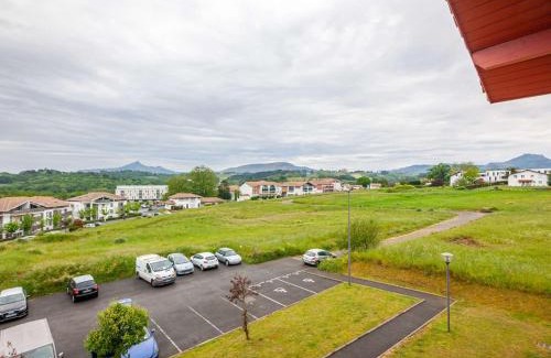 Hendaye Apartamento | Appartement moderne à Hendaye avec parking - FR-1-2-308