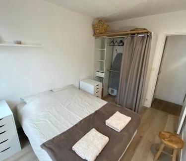 Meudon-la-Foret Apartamento | Appartement Moderne 2 chambres Proche Paris